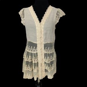 Adiva Lace Sleeveless Top Size L